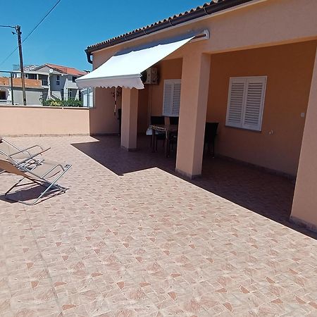 Apartmani Sprljan Vodice Zewnętrze zdjęcie