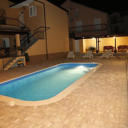 Apartmani Sprljan Vodice Zewnętrze zdjęcie