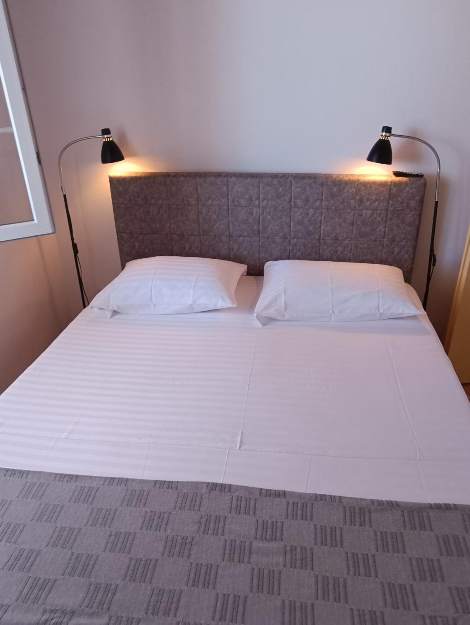 Apartmani Sprljan Vodice Zewnętrze zdjęcie